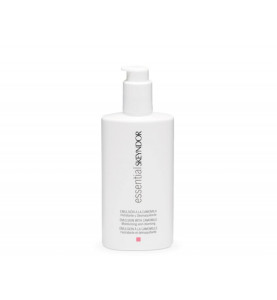 Skeyndor Essential Cleansing Emulsion With Camomile / Эмульсия очищающая с экстрактом ромашки, 250 мл